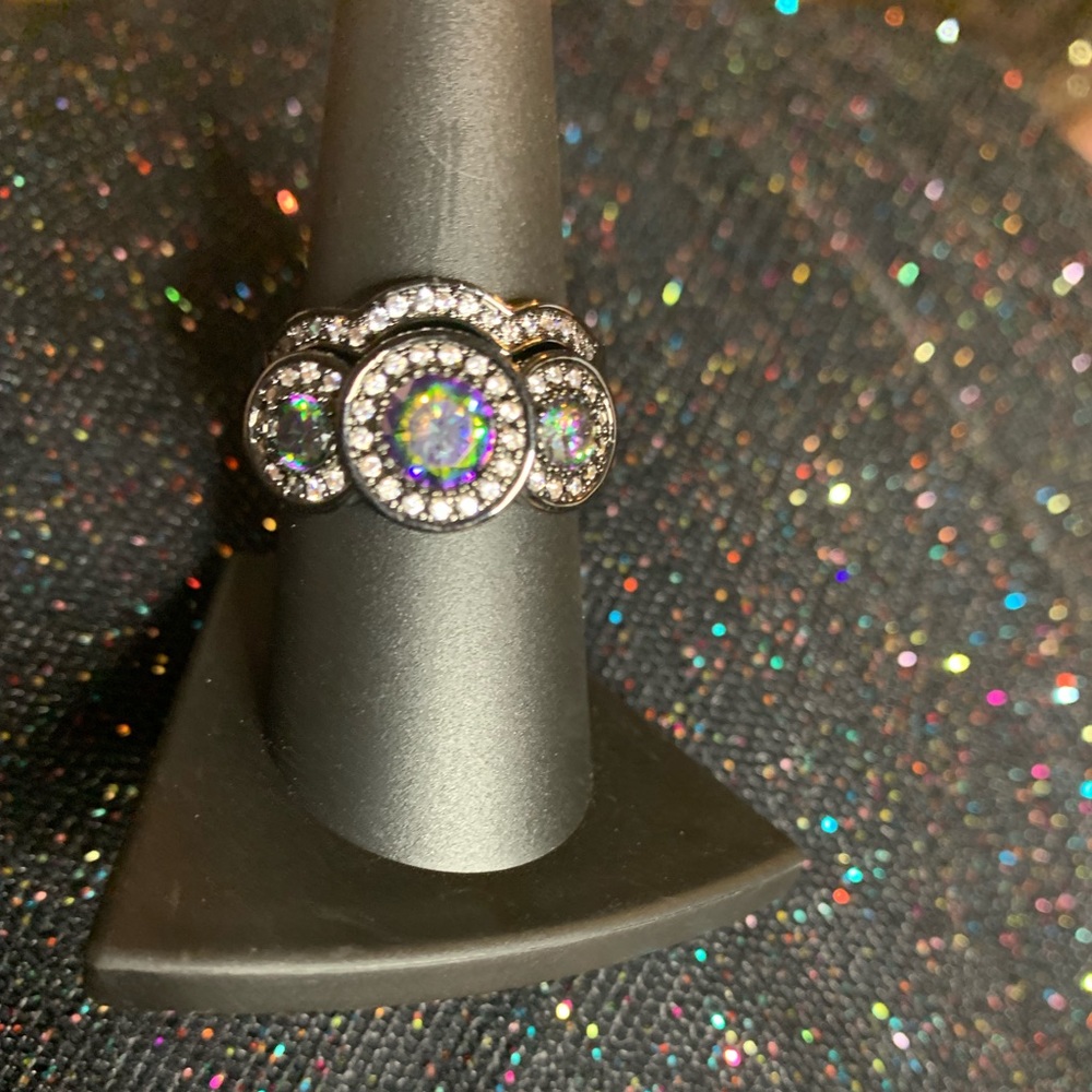 Size 8 black Rhodium mermaid stone